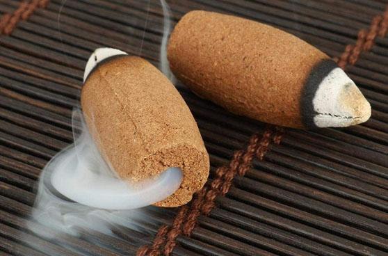 Vòng Trầm Hương và năng lượng căn nhà