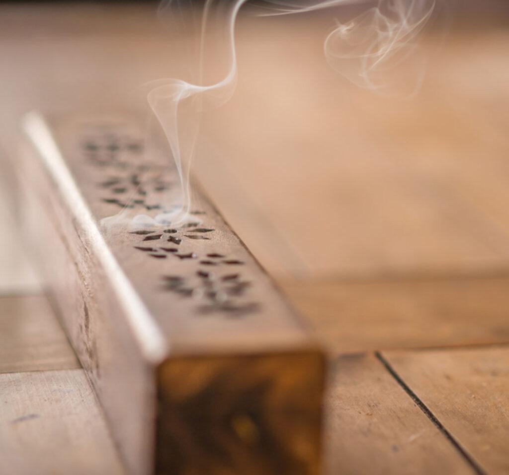 Trầm hương và tinh thần